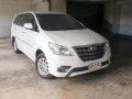 White Toyota Innova 2014 for sale in Manual-0