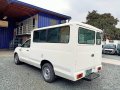 White Toyota Hilux 2009 for sale in Quezon City-6