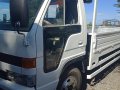 Selling White Isuzu Elf 2007 in Gapan-3