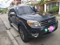 Black Ford Everest 2013 for sale in Automatic-7