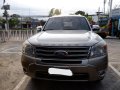 Cream Ford Everest 2012 for sale in Automatic-9