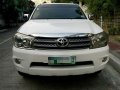 Selling White  Toyota Fortuner 2010 in Famy-0