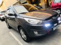 Purple Hyundai Tucson 2011 for sale in Manila-5