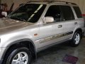 Selling Silver Honda Cr-V 2006 in Manila-7
