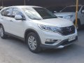 White Honda Cr-V 2017 for sale in Manila-8