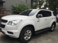 White Chevrolet Trailblazer 2014 for sale in Automatic-8