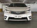 White Toyota Corolla altis 2015 for sale in Automatic-0