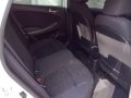 Selling White Hyundai Accent 2016 in Manila-6