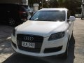 White Audi Q7 2007 for sale in Manila-0