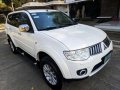 Pearl White Mitsubishi Montero 2010 for sale in Manila-7