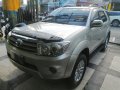 Silver Toyota Fortuner 2018 for sale in Manila-2