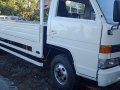 Selling White Isuzu Elf 2007 in Gapan-9