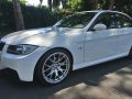 Selling White Bmw 320I 2007 in Tanauan-0