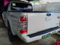 Selling White Ford Ranger 2010 in Manila-2
