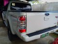 Selling White Ford Ranger 2010 in Manila-7