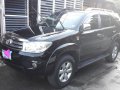 Black Toyota Fortuner 2011 for sale in Manual-1