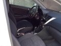 Selling White Hyundai Accent 2016 in Manila-7