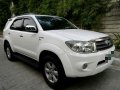 Selling White  Toyota Fortuner 2010 in Famy-7