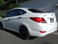 Selling White Hyundai Accent 2016 in Manila-4
