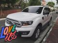 White Ford Everest 2016 for sale in Marikina-3