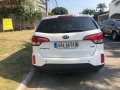 White Kia Sorento 2015 for sale in Automatic-0