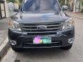 Black Ford Everest 2013 for sale in Automatic-9