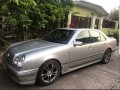 Silver Mercedes-Benz E-Class 1997 for sale in Automatic-1