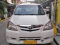 Selling Toyota Avanza 2010 in Makati-1