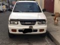 Selling Isuzu Crosswind 2003 in Quezon City-1