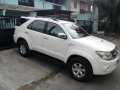 Sell Pearl White 2006 Toyota Fortuner in Manila-7