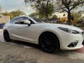 Selling White Mazda 3 2015 in Quezon City-6