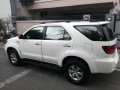 Sell Pearl White 2006 Toyota Fortuner in Manila-5