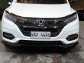 White Honda Hr-V 2018 for sale in Mandaluyong-8