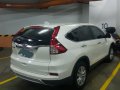 Pearlwhite 2016 Honda CR-V 2.0 S very fresh for sale in Taguig-1