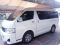 Pearl White Toyota Grandia 2013 for sale in Malabon-0