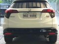 White Honda Hr-V 2018 for sale in Mandaluyong-4