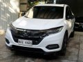 White Honda Hr-V 2018 for sale in Mandaluyong-7