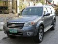 Selling Ford Everest 2011 in Bacoor -9