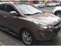 Silver Hyundai Tucson 2011 for sale in Automatic-7