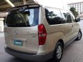 Best buy Very Fresh Top of the Line 2010 Hyundai Grand Starex Gold AT-1