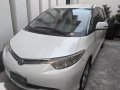 Sell Pearl White 2006 Toyota Previa in San Juan-9