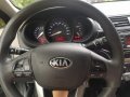 Grey Kia Rio 2016 at 24400 km for sale -1