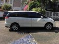 White Toyota Previa 2007 at 95289 km for sale-2