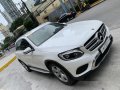 White Mercedes-Benz Glc 200 Automatic 2018 for sale  -4