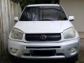 Sell White 2004 Toyota Rav4 in Manila-5