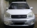 Sell White 2004 Toyota Rav4 in Manila-1