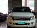 Selling White Ford Ranger 2014 in Mandaluyong-7