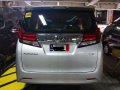 Selling Silver Toyota Alphard 2016 in Manila-3