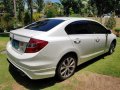 White Honda Civic 2013 at 68000 km for sale-5