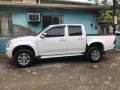 Sell White 2010 Isuzu D-Max Manual Diesel -6